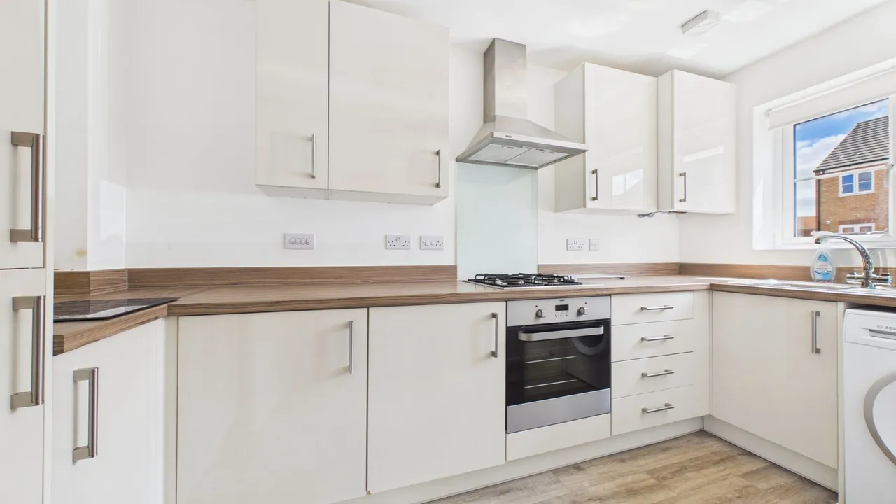 York Road, Bourne, PE10, photo 2