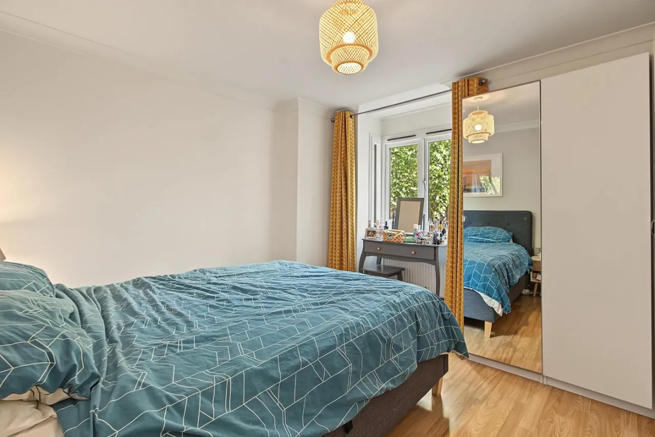 Westcroft Close, London, NW2, photo 7