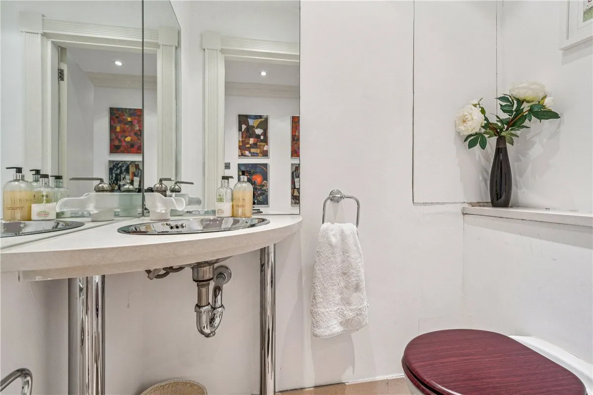 Brick Street, W1J, photo 14