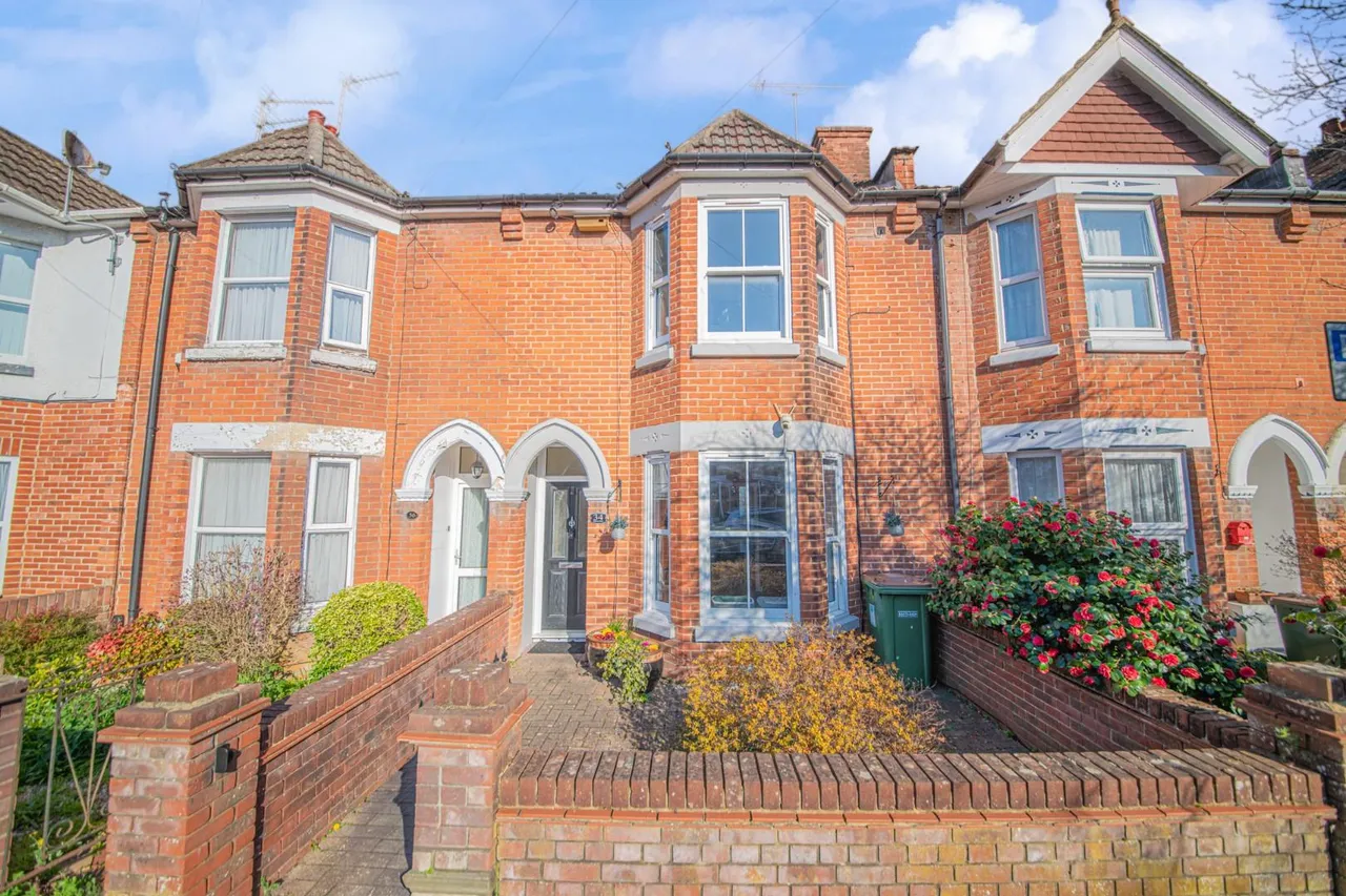 3 bed house for sale — Archers Road, Eastleigh, SO50 9AU