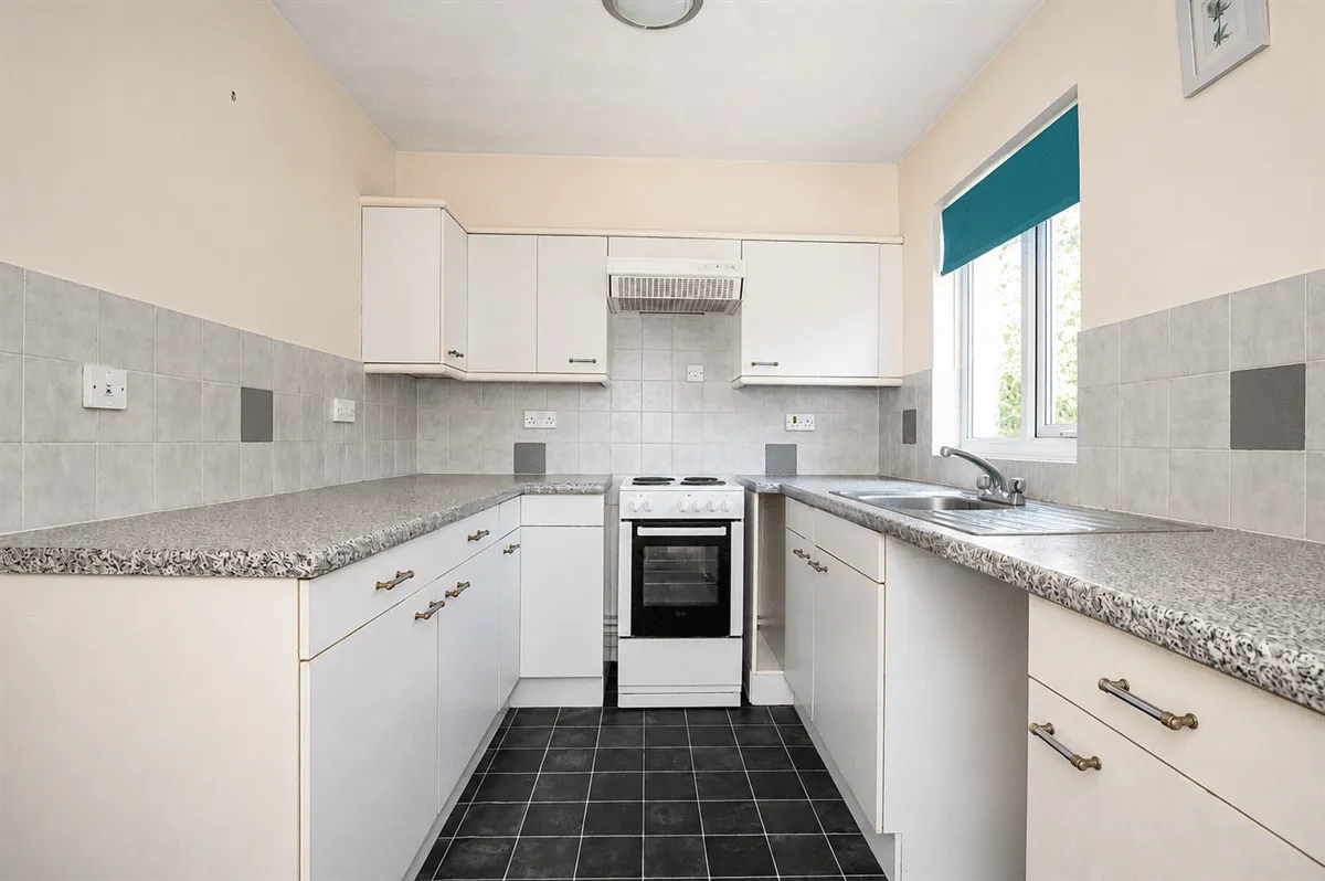 Tor Close, Waterlooville, PO7 8SU, photo 4