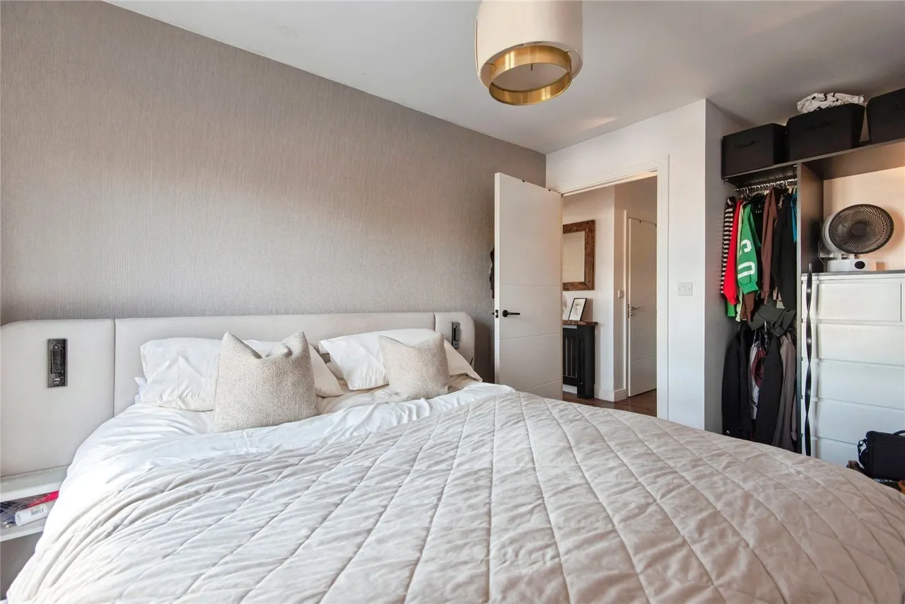 Giles Crescent, Stevenage, Hertfordshire, SG1, photo 10