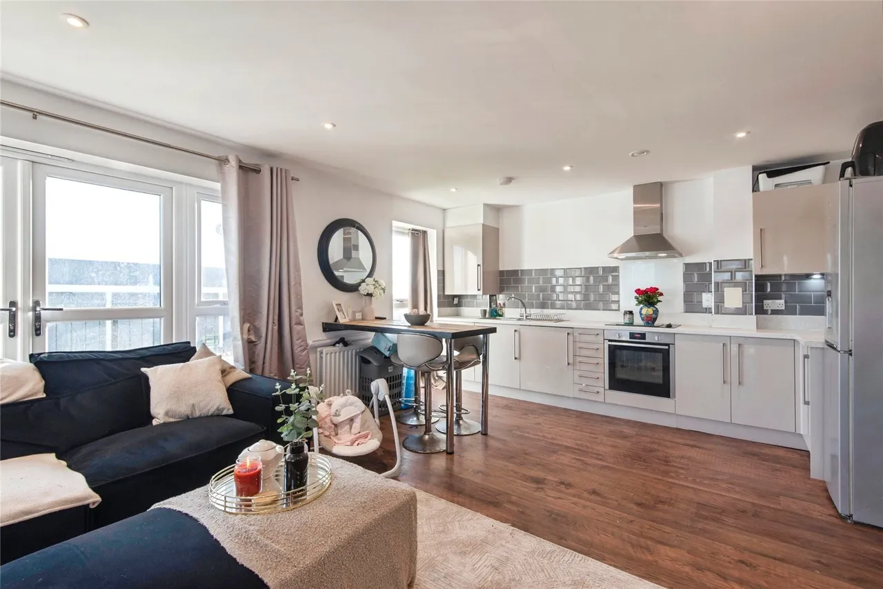 Giles Crescent, Stevenage, Hertfordshire, SG1, photo 4