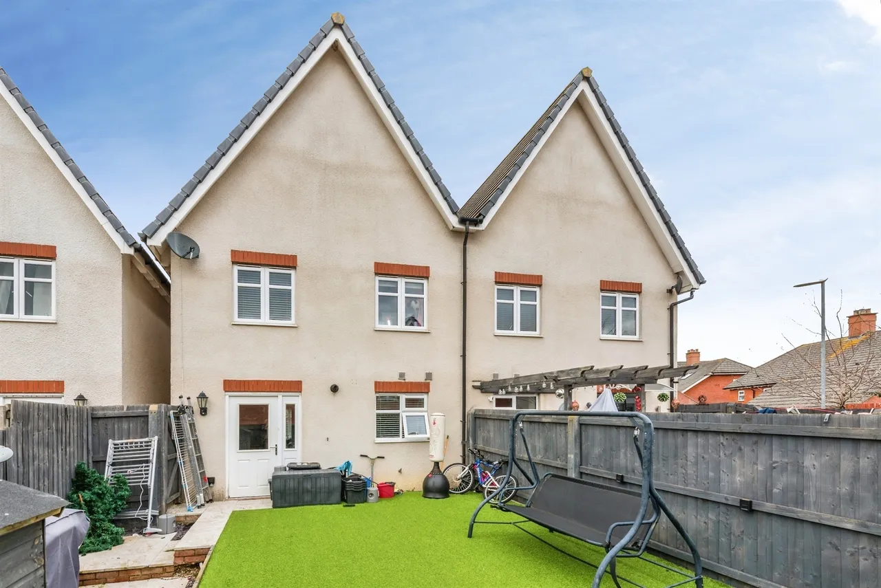 Baillie Close, Tadpole Garden Village, SN25, photo 11