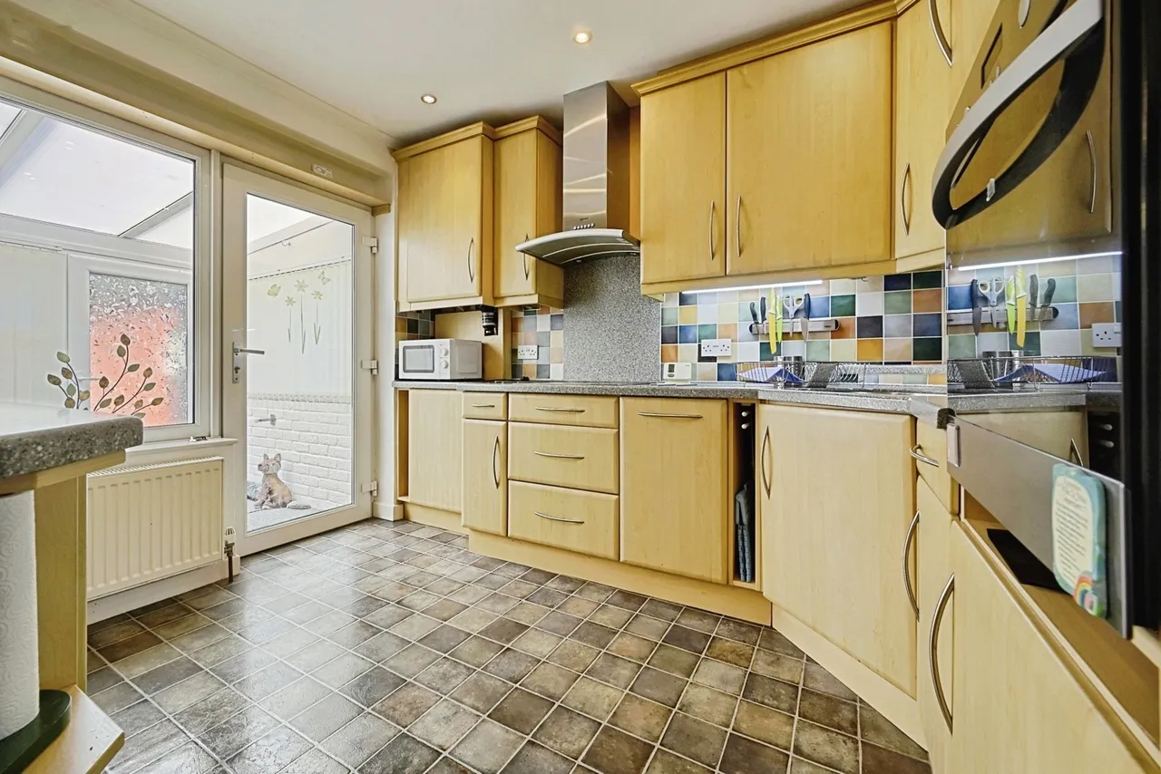 Boulsworth Crescent, Nelson, Lancashire, BB9, photo 4
