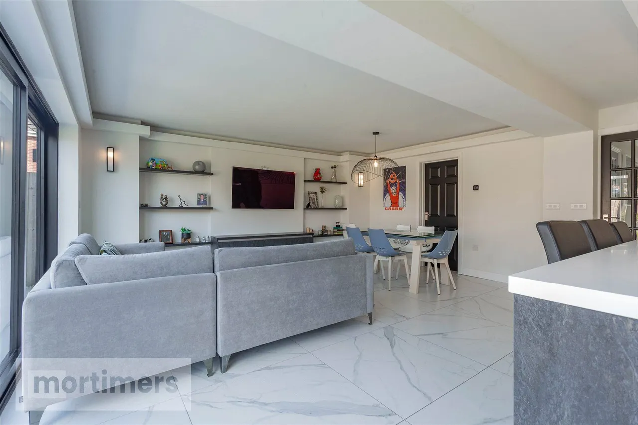 Victoria Close, Whalley, BB7, photo 5