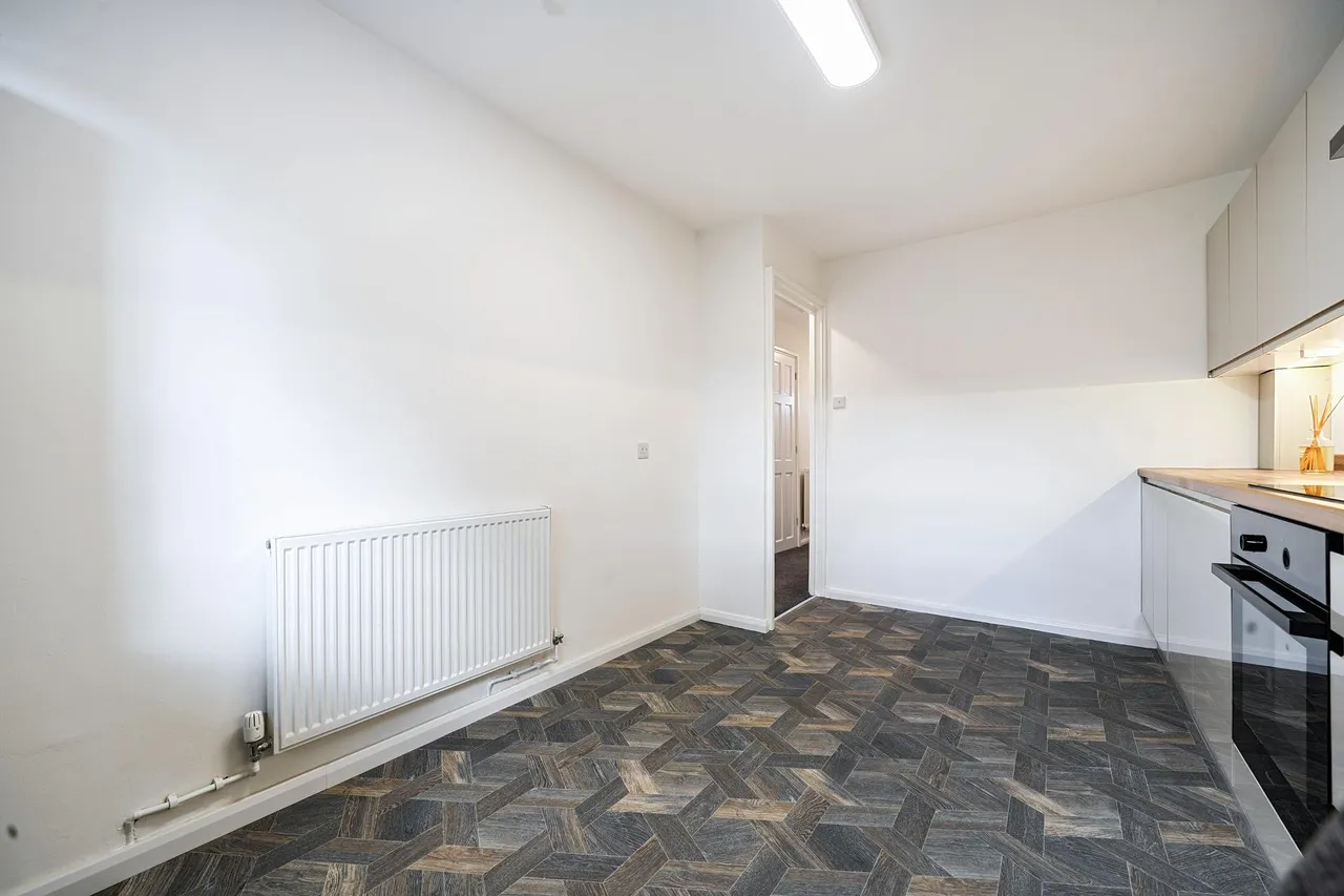 Snedshill Way, Snedshill, TF2, photo 14