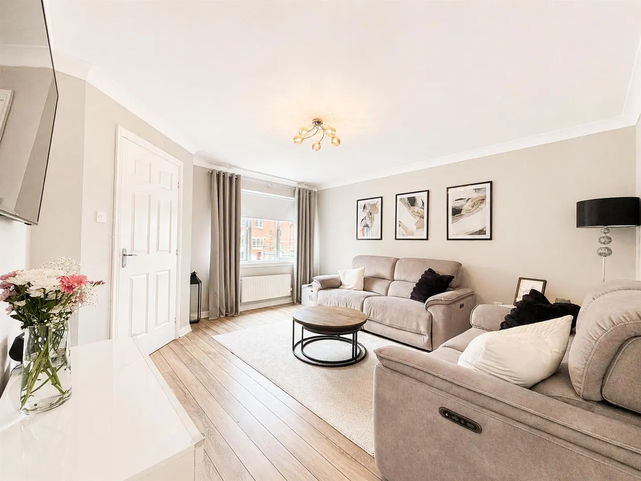 Cooper Crescent, Ferniegair, Hamilton, ML3 7FT, photo 2