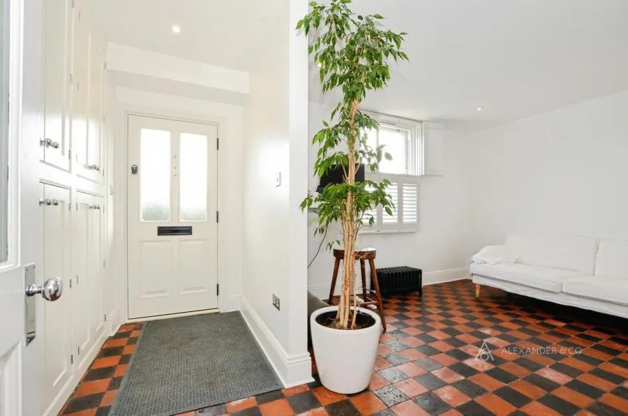 Fog Cottages, Tring Station, HP23, photo 10