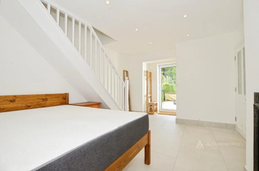 Fog Cottages, Tring Station, HP23, photo 9