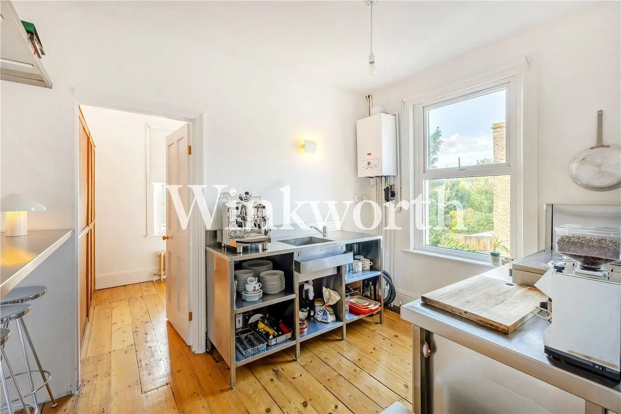 Mount Pleasant Road, London, N17, photo 9