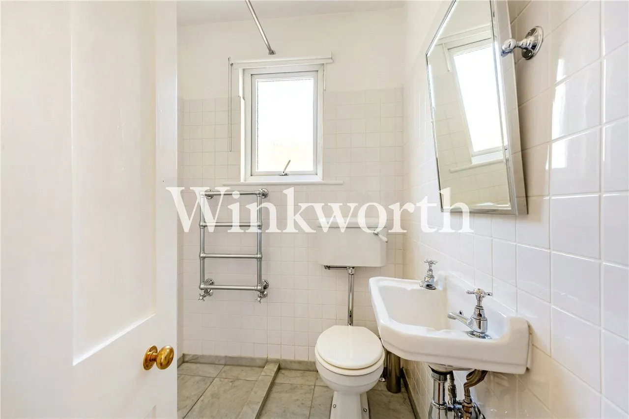 Mount Pleasant Road, London, N17, photo 12