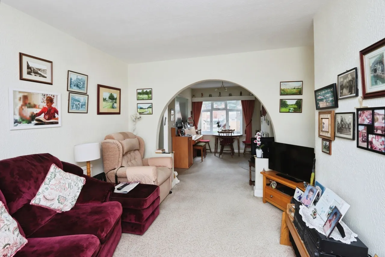 Jubilee Crescent, Killamarsh, Sheffield, Derbyshire, S21, photo 4