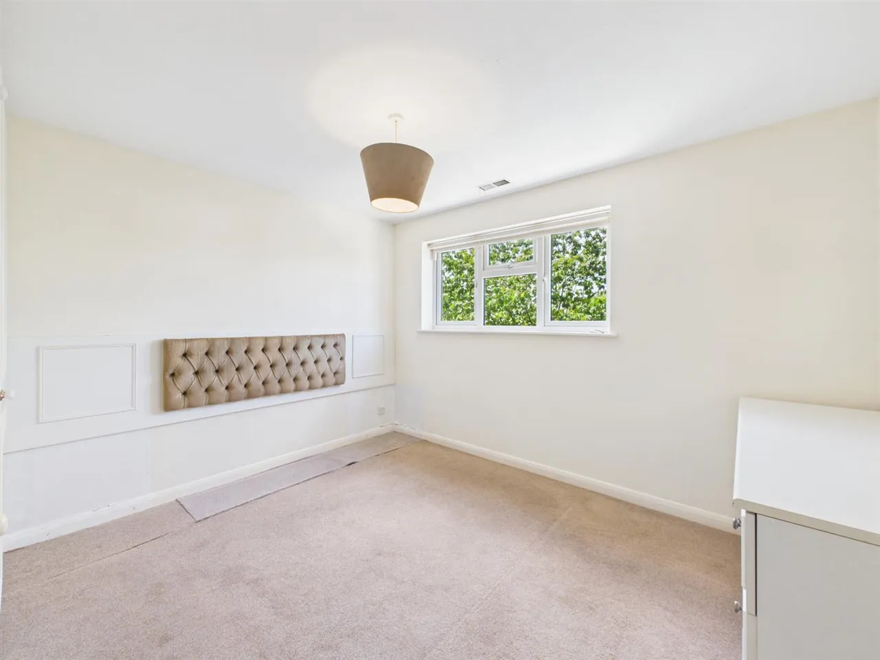 Seaford Close, Ruislip, Middlesex, HA4 7HN, photo 11