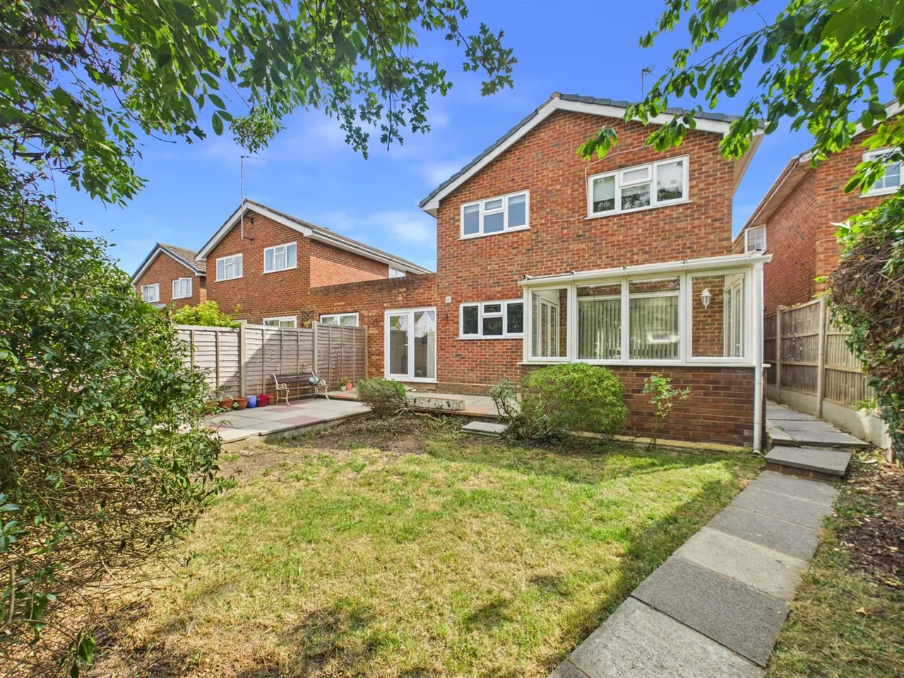 Seaford Close, Ruislip, Middlesex, HA4 7HN, photo 7
