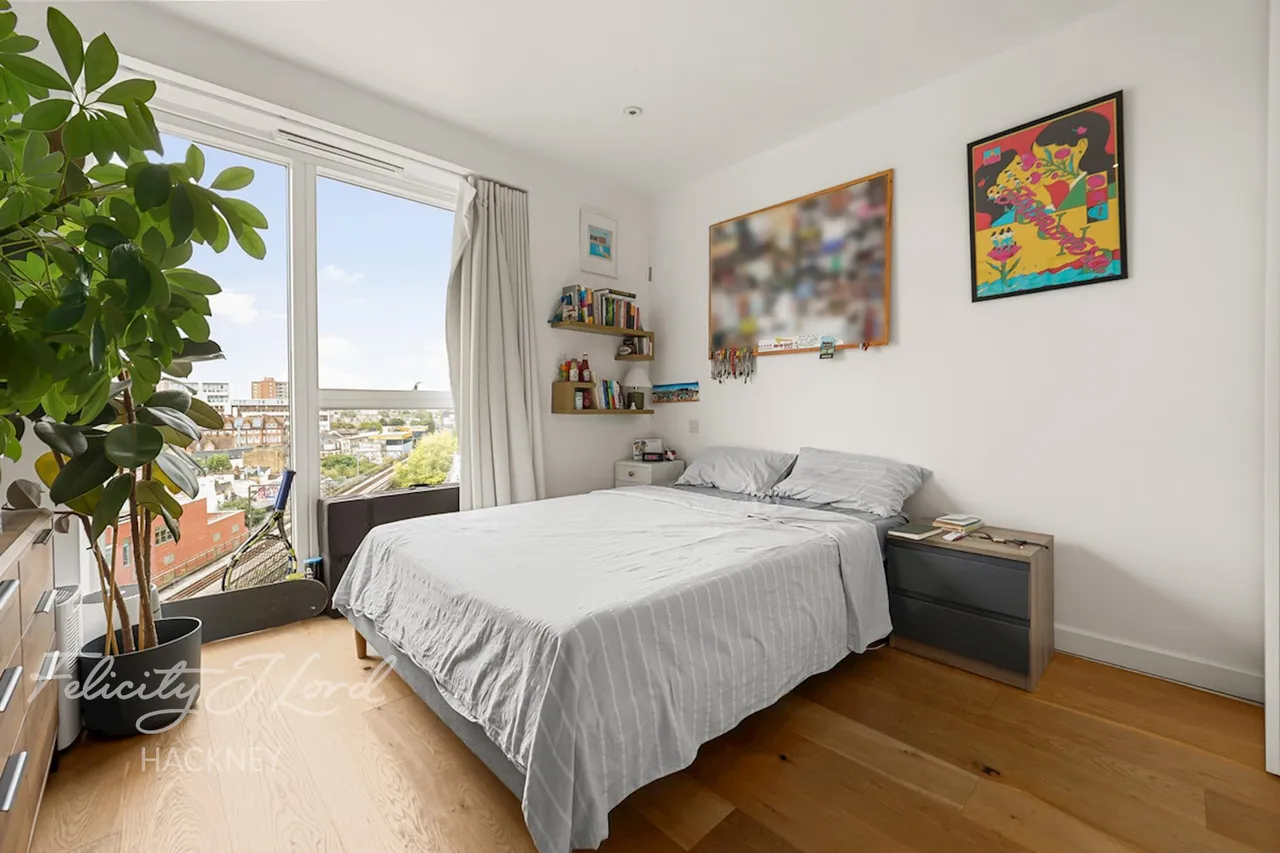 Rosina Street, London, E9, photo 21