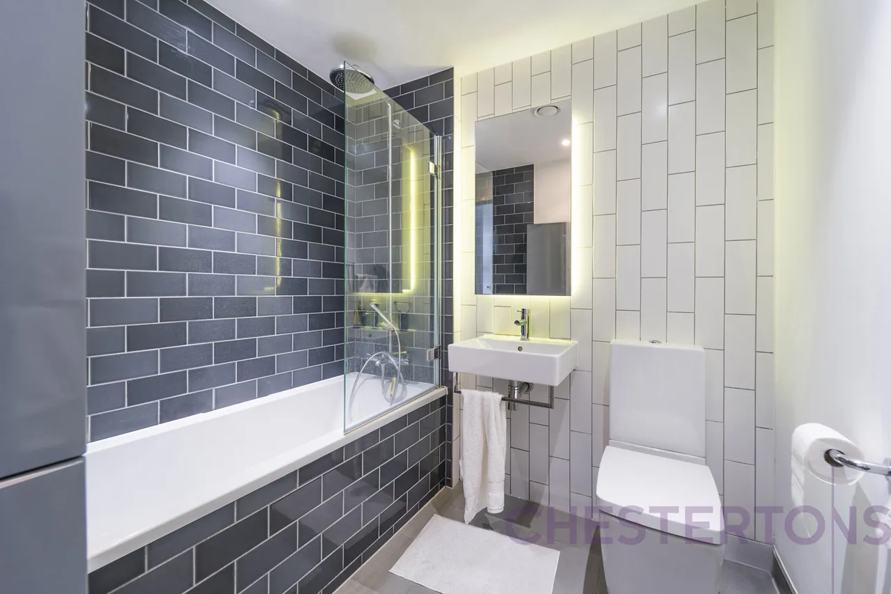 Schooner Road, London, E16, photo 6