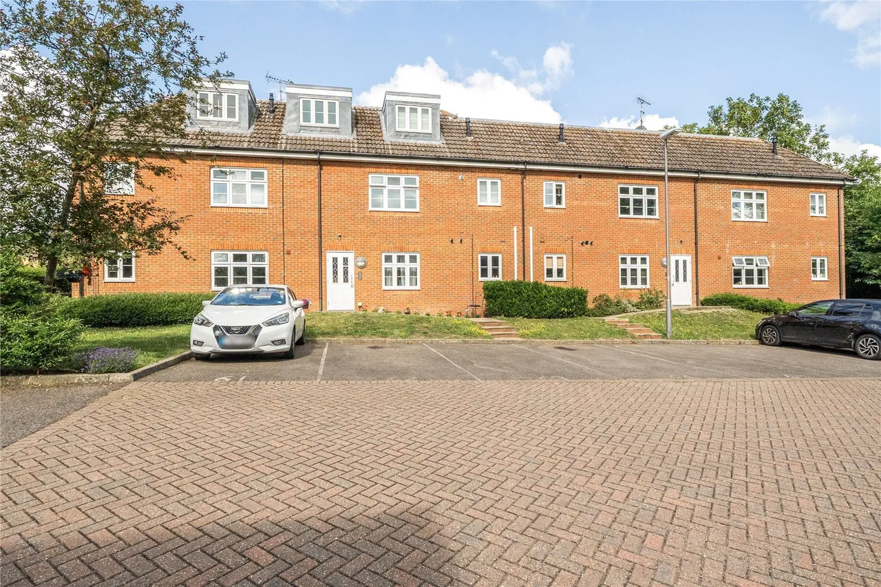 Paterson Lodge, 8 Turner Avenue, Westerham, TN16, photo 16