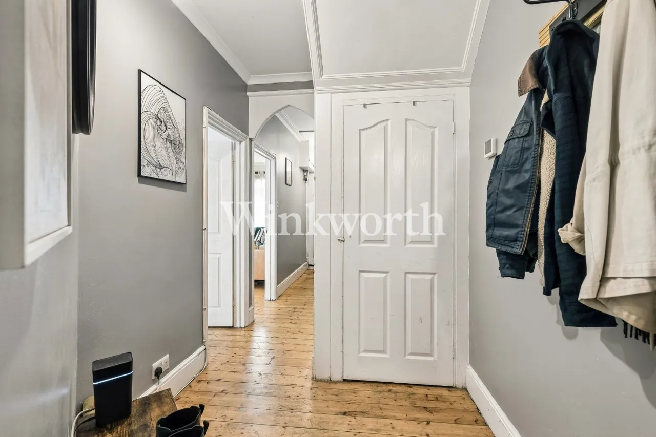 2 bed flat for sale — Lansdowne Road, London, N17