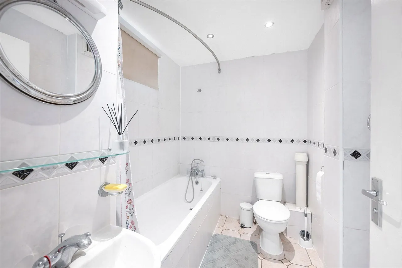 Montana Road, London, SW17, photo 11