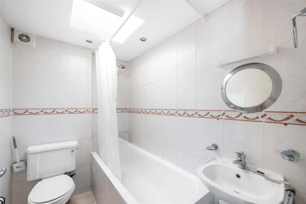 Montana Road, London, SW17, photo 12