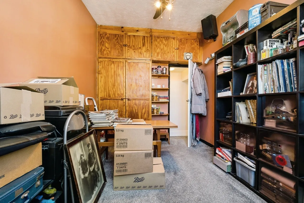 Abbotsford Gardens, Woodford Green, Essex, IG8, photo 11