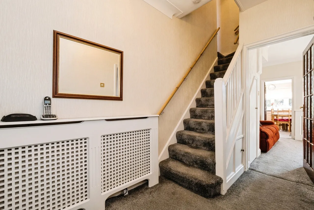 Abbotsford Gardens, Woodford Green, Essex, IG8, photo 5
