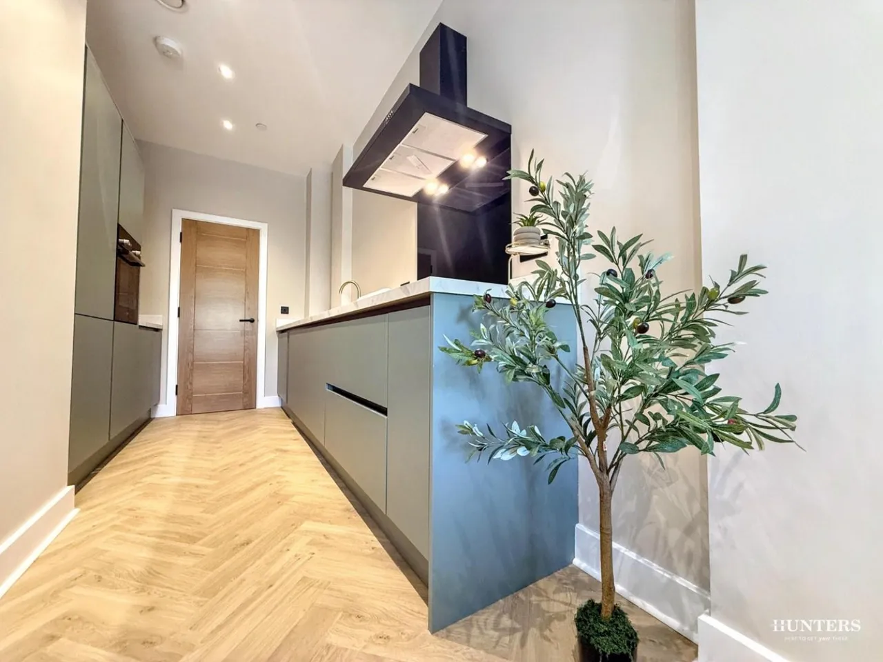 Wellington Road, Dewsbury, WF13, photo 5