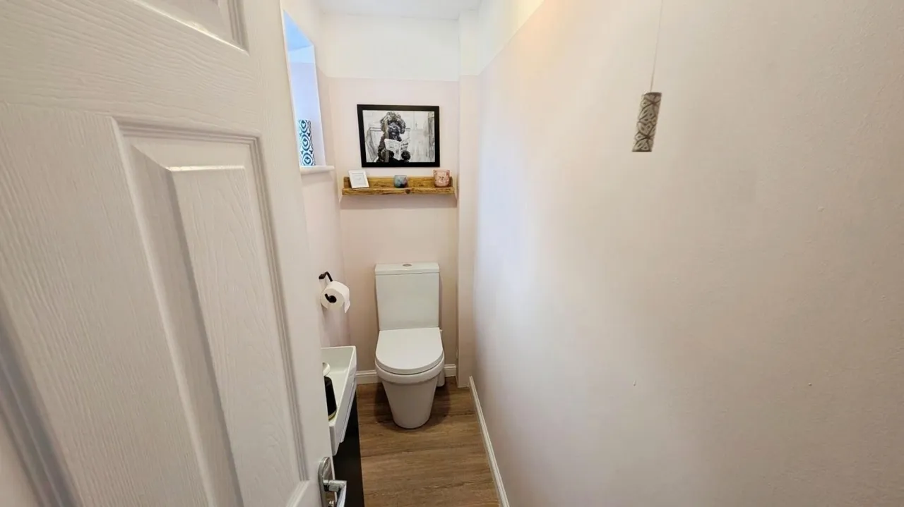 Dryleaze, Yate, BS37, photo 9
