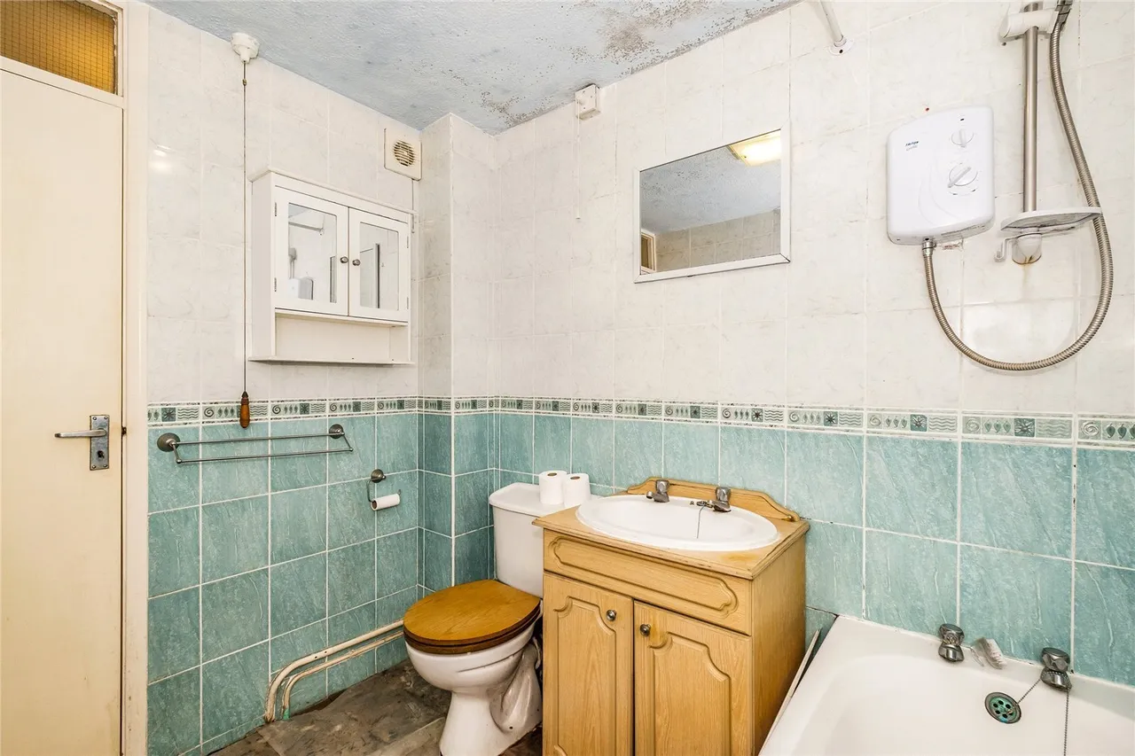 Chesswood Road, Worthing, BN11, photo 12