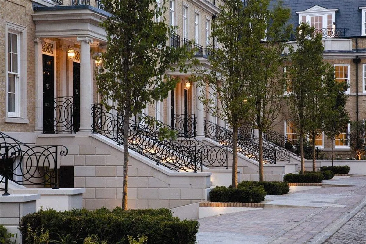 Princess Square, Esher, KT10, photo 8
