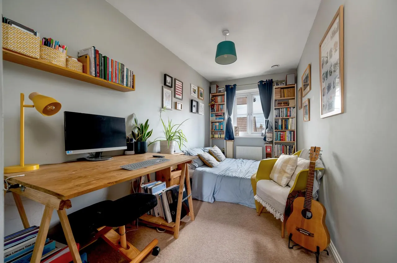 John Clare Close, Oakham, LE15, photo 7