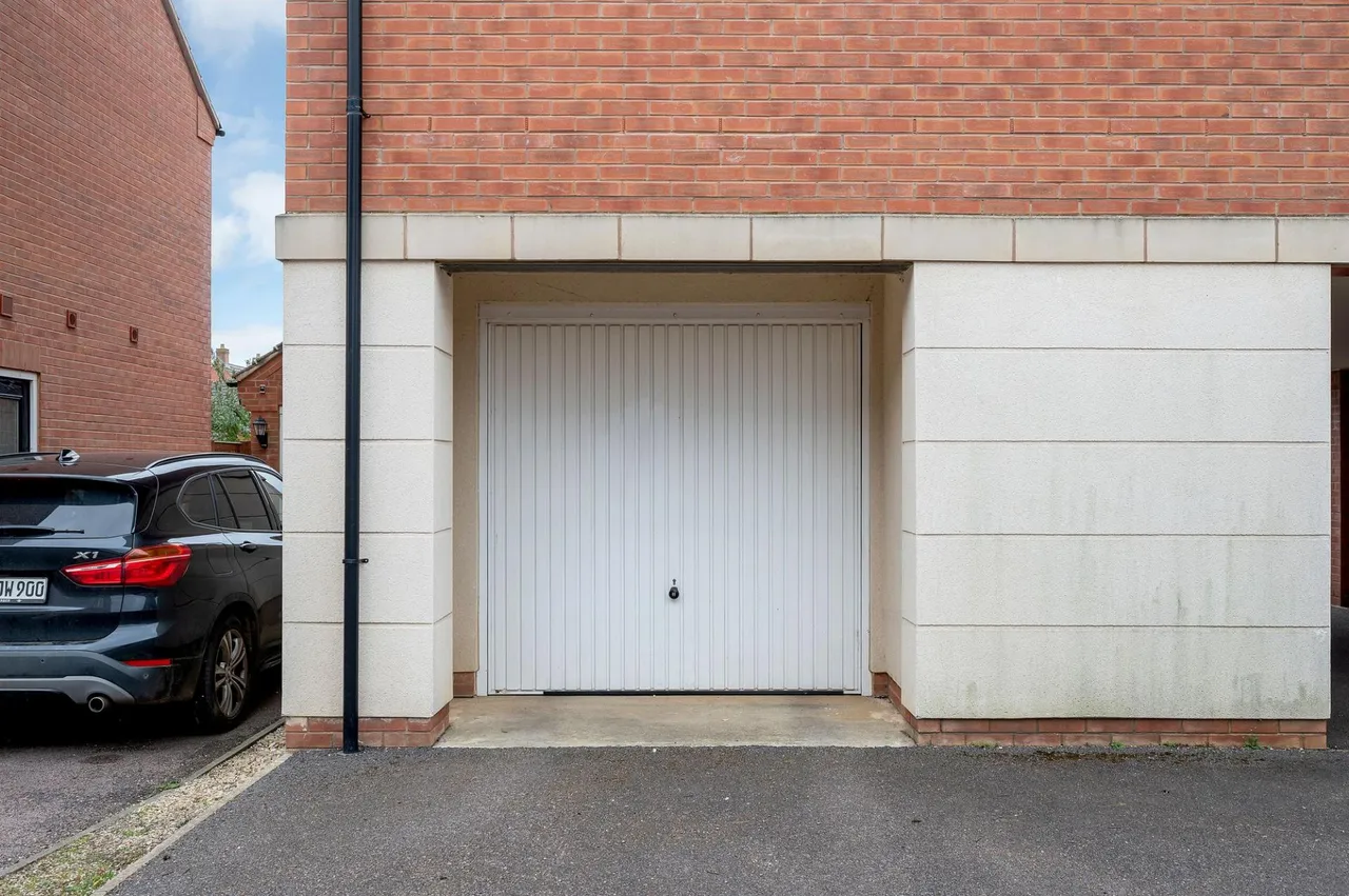John Clare Close, Oakham, LE15, photo 3