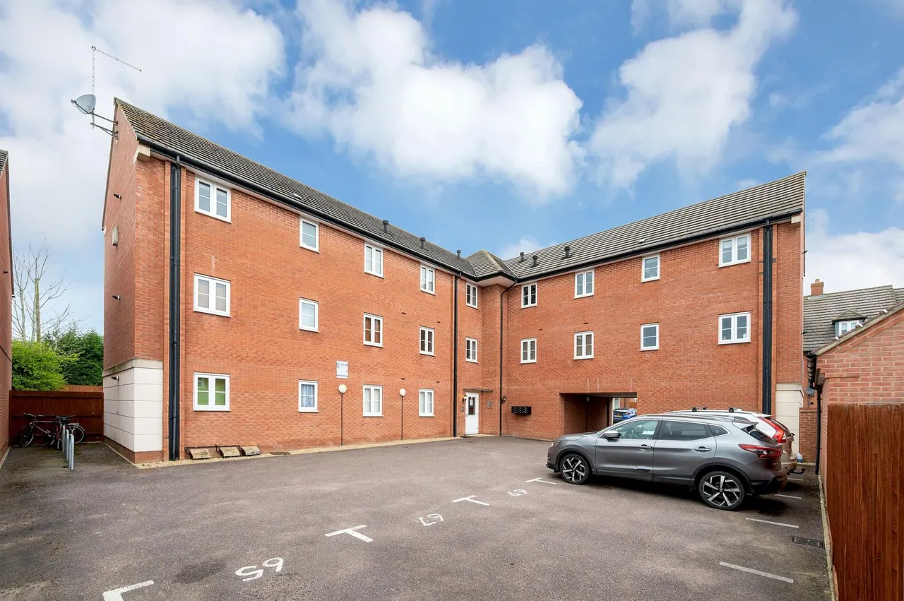 John Clare Close, Oakham, LE15, photo 10