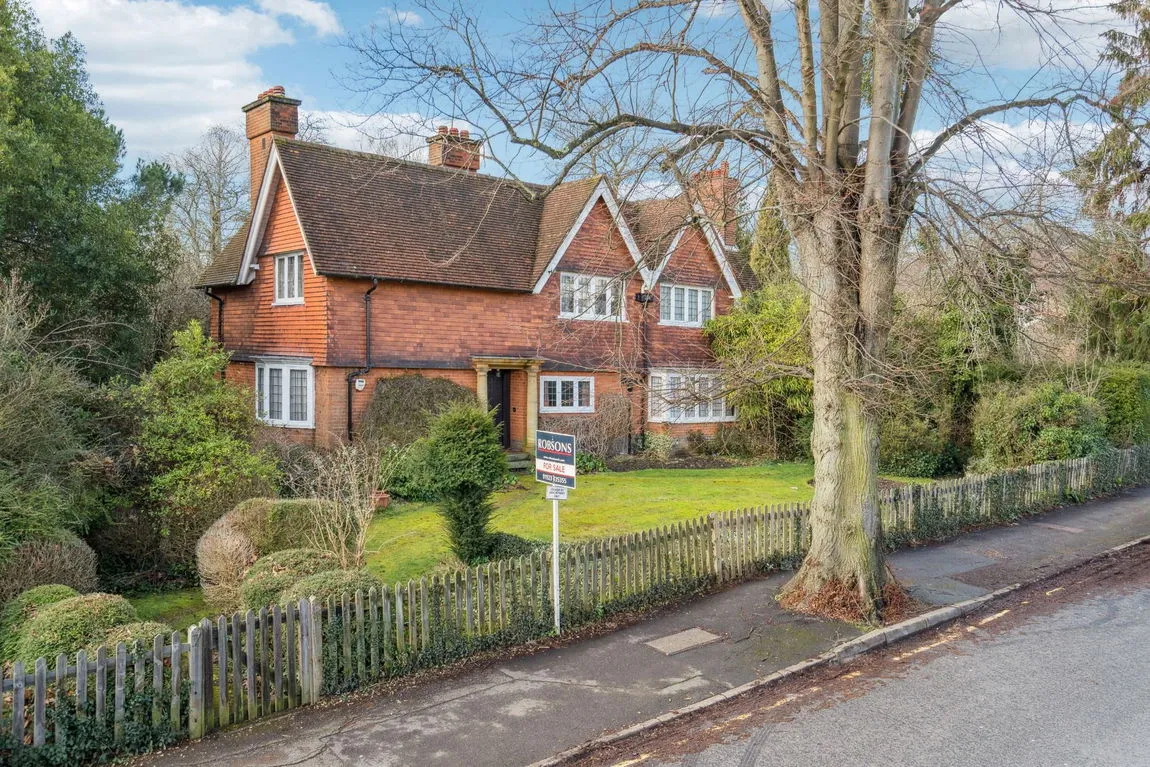 5 bed house for sale, Dene Road, Northwood, HA6