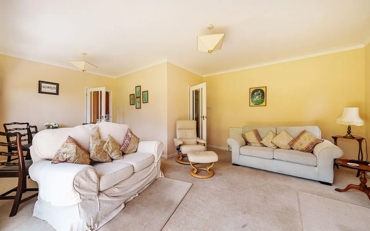 Royal Avenue, Worcester Park, KT4, photo 4