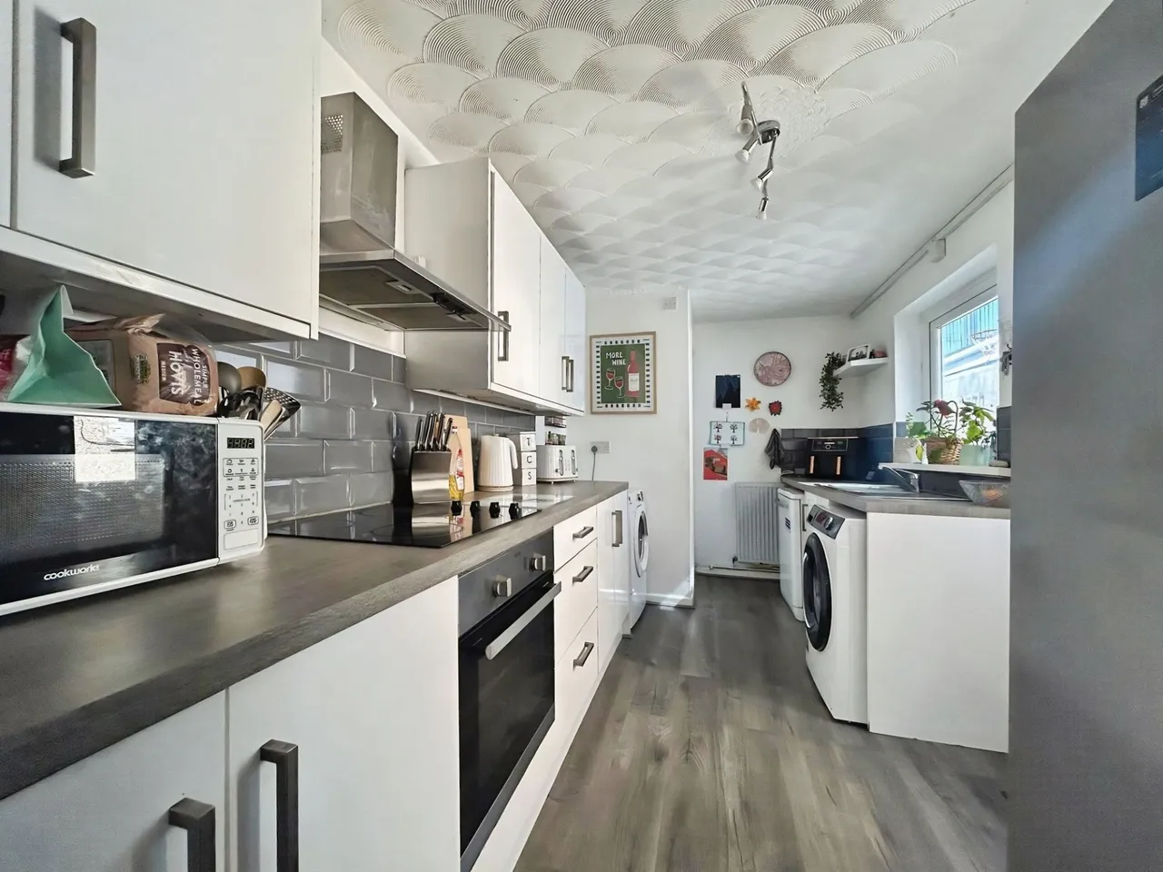 Pisgah Street, Bridgend, CF33, photo 2