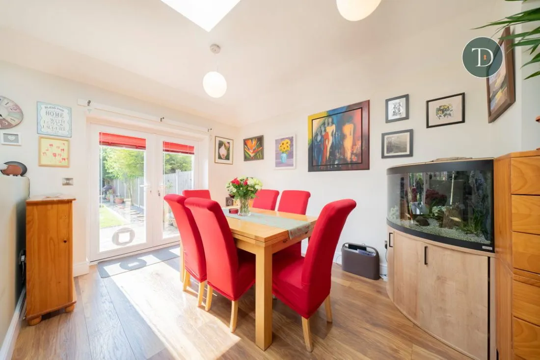 Pooltown Road, Whitby, CH65 7AF, photo 9