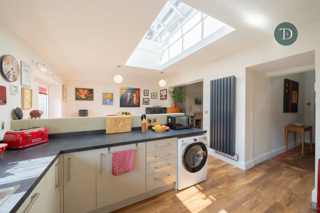 Pooltown Road, Whitby, CH65 7AF, photo 3