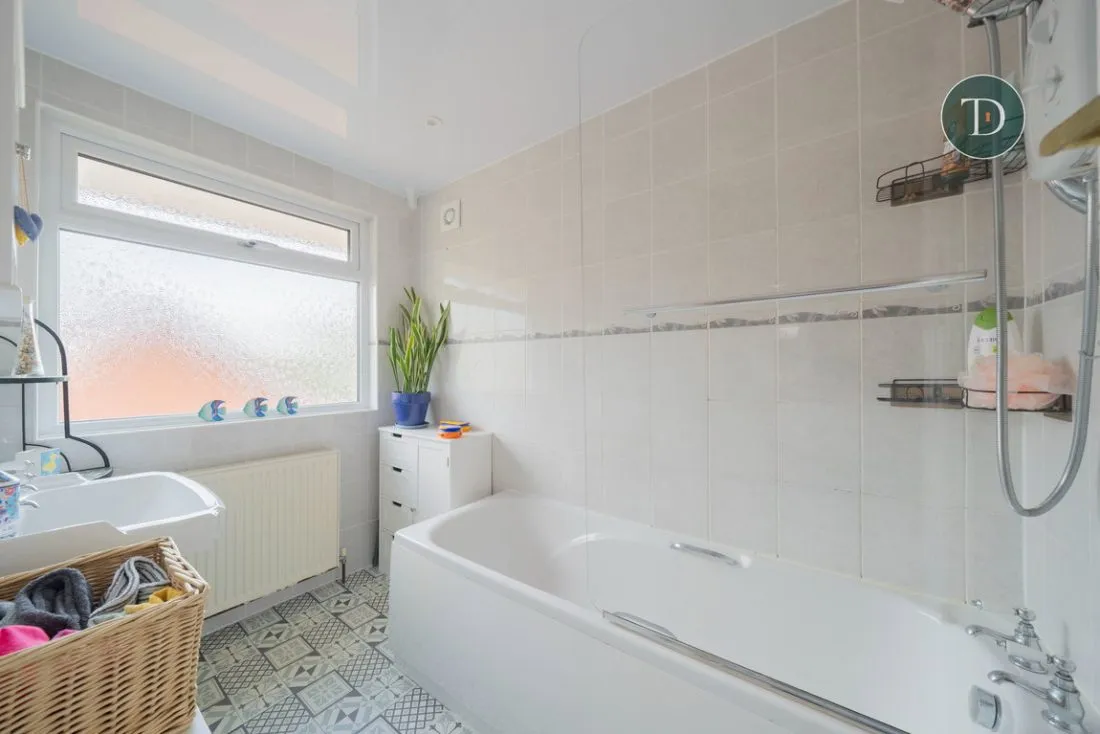 Pooltown Road, Whitby, CH65 7AF, photo 22