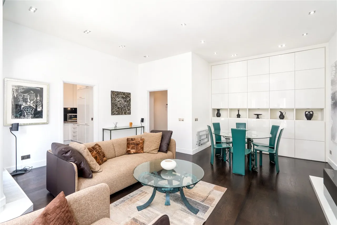 1 bed flat for sale — Park Street, Mayfair, London, W1K 6NT