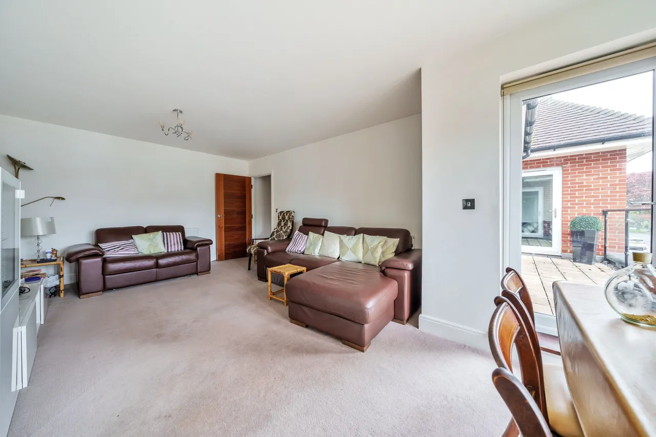 6 Marylake Court, 293 Whitchurch Lane, Edgware, photo 10