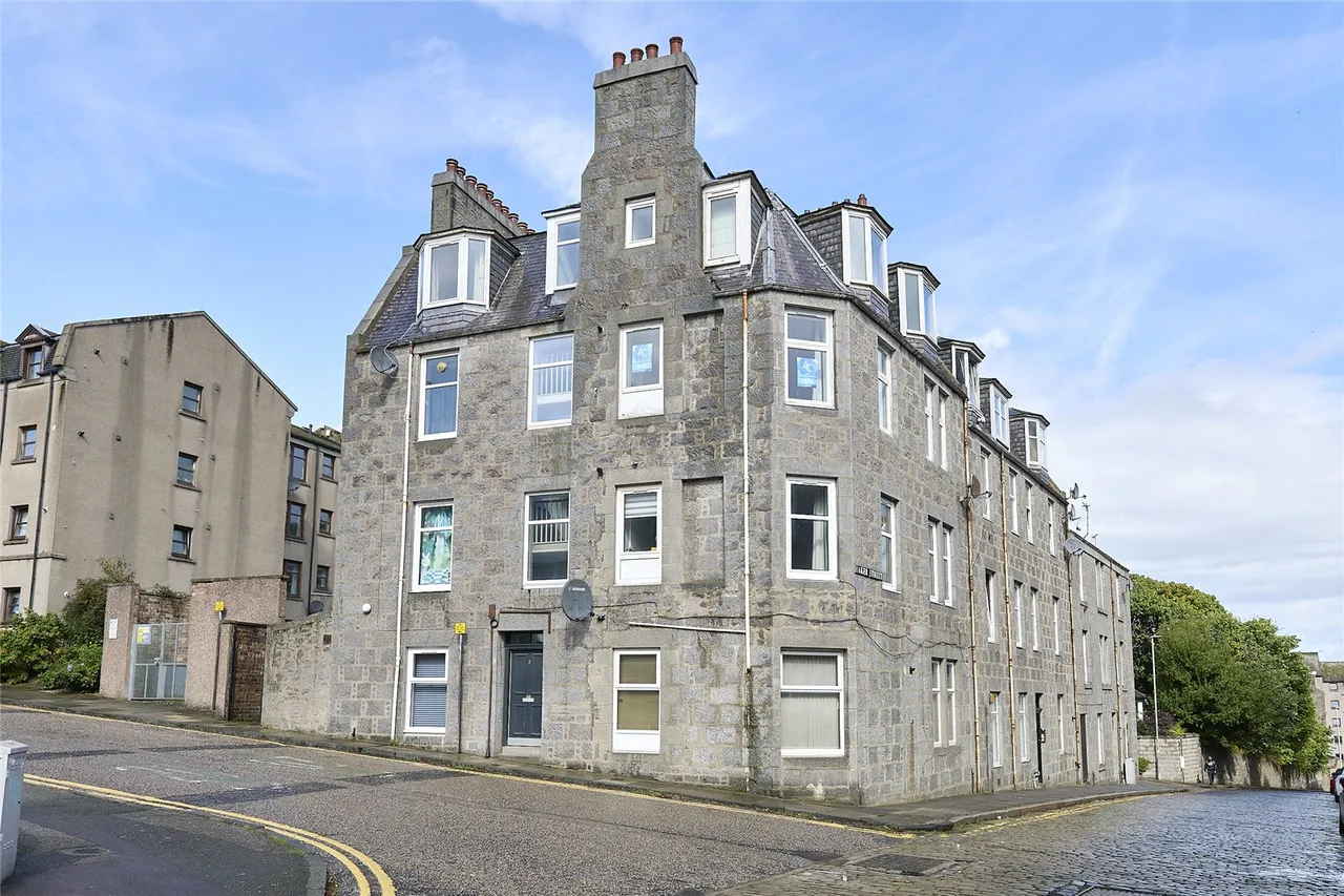 1 bed flat for sale, Farmers Hall, Aberdeen, AB25