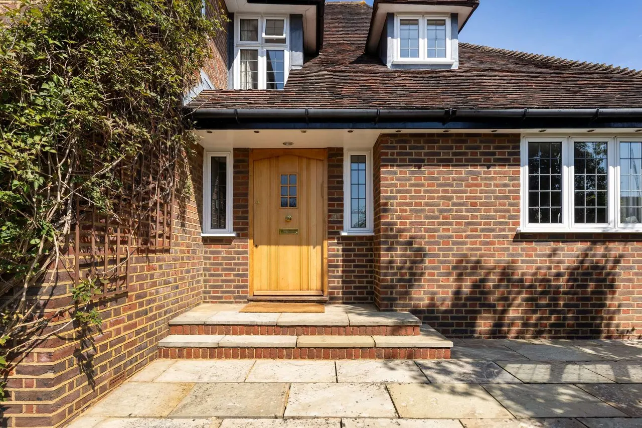 Wykeham Road, London, NW4, photo 2