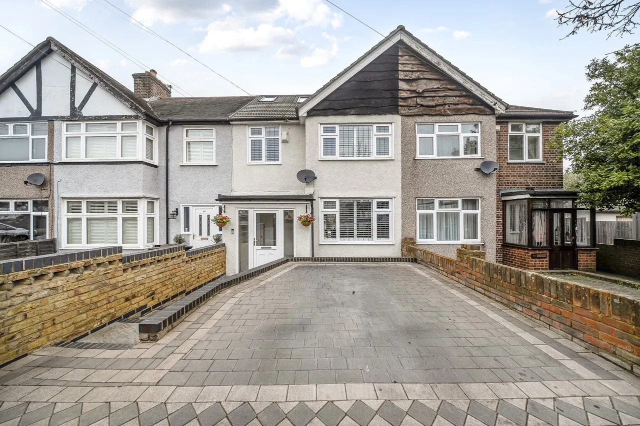 4 bed house for sale — Greenway, BR7