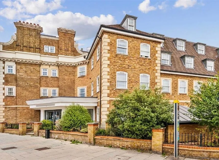 2 bed flat to rent — Kew Bridge Road, Brentford, TW8