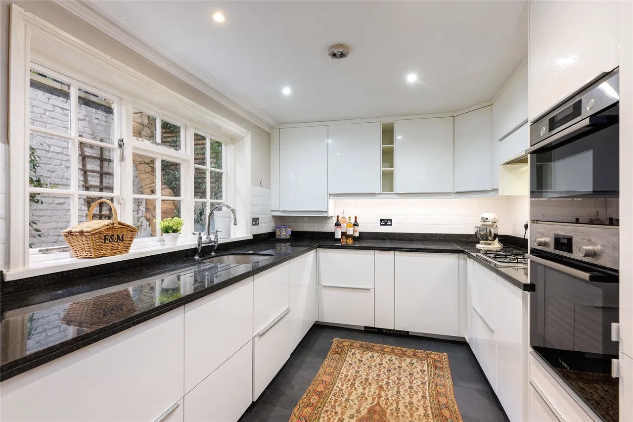 Margaretta Terrace, Chelsea, London, SW3, photo 9