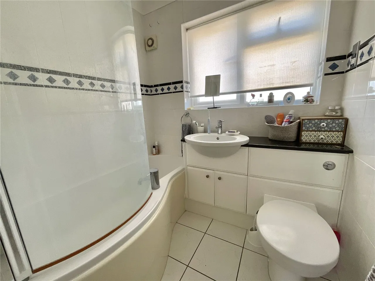 Waterford Road, Highcliffe, Christchurch, Dorset, BH23, photo 6