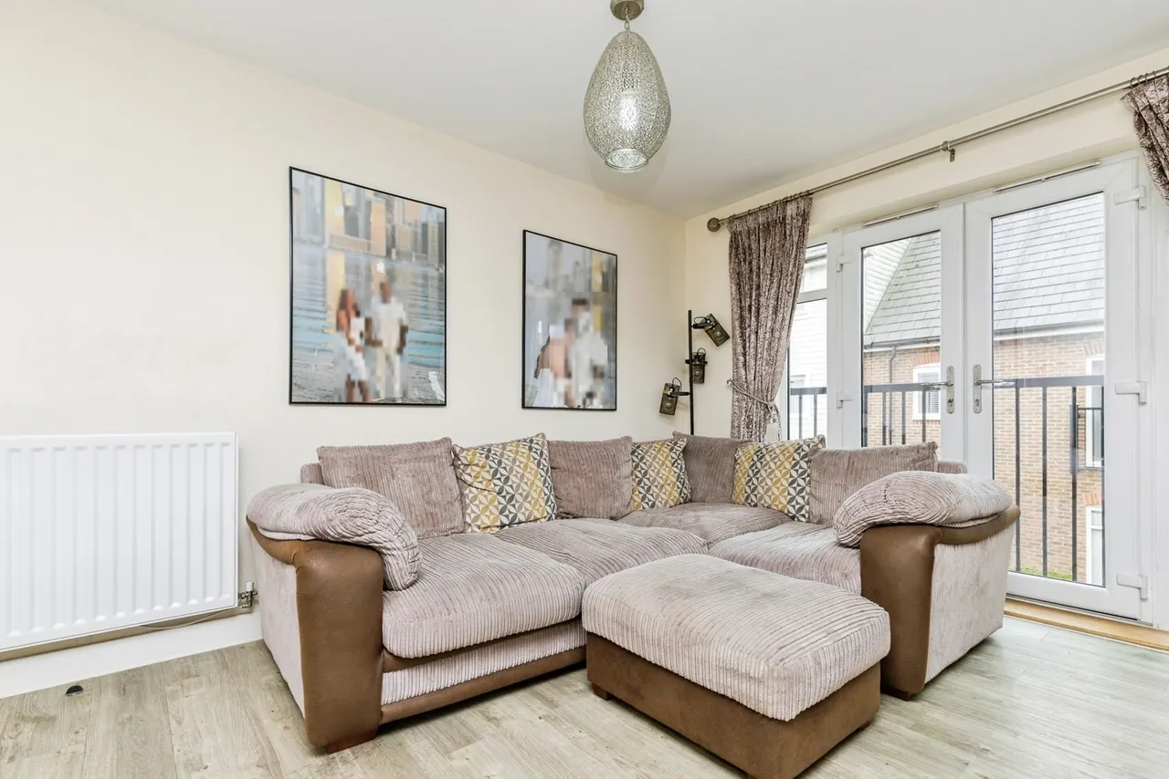 Bricklayer Lane, Faygate, RH12, photo 8