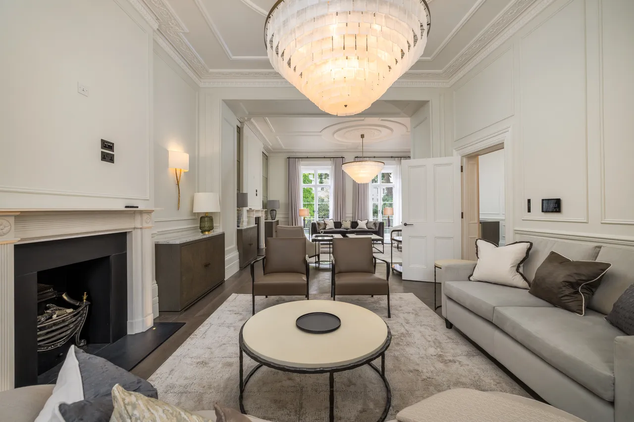 Wilton Crescent, Knightsbridge, London, photo 3